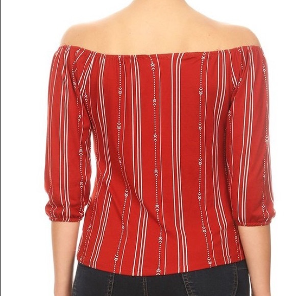 NWOT Red & White Off shoulders top     Sizes - S,M & XL - Picture 4 of 5